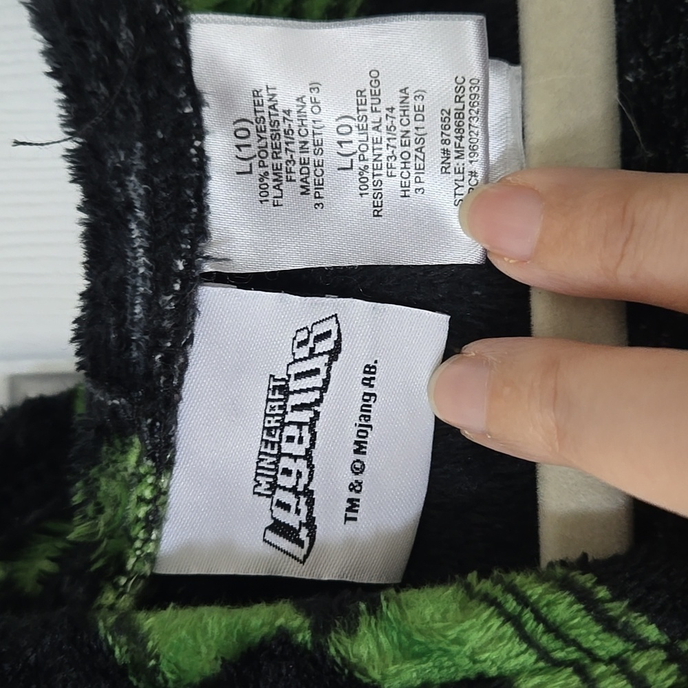 Minecraft Robe Black & Green - Picture 3 of 4